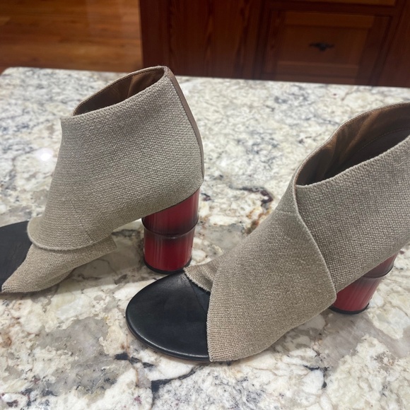 Acne Studios Canvas D'Orsay Pumps, Size 37/US 7 - Picture 8 of 13